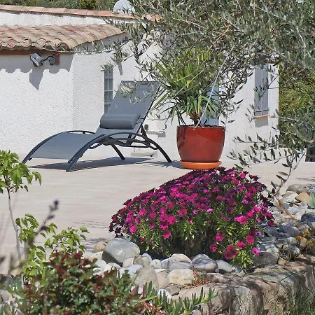 וילה With Pool In L Zignan Corbi Res
