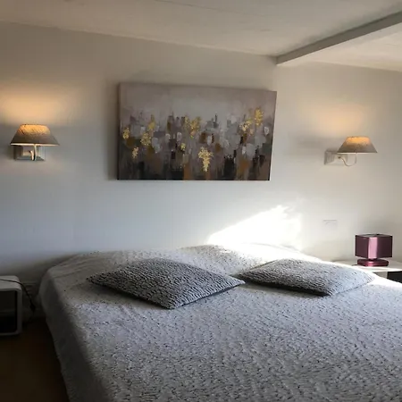 Tranquil With Pool Vila